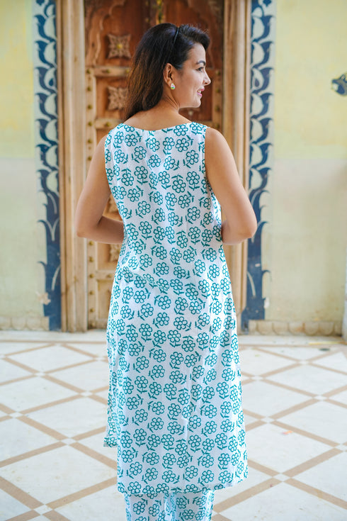 Chic Floral Printed A-Line Kurti with Straight Palazzo Set